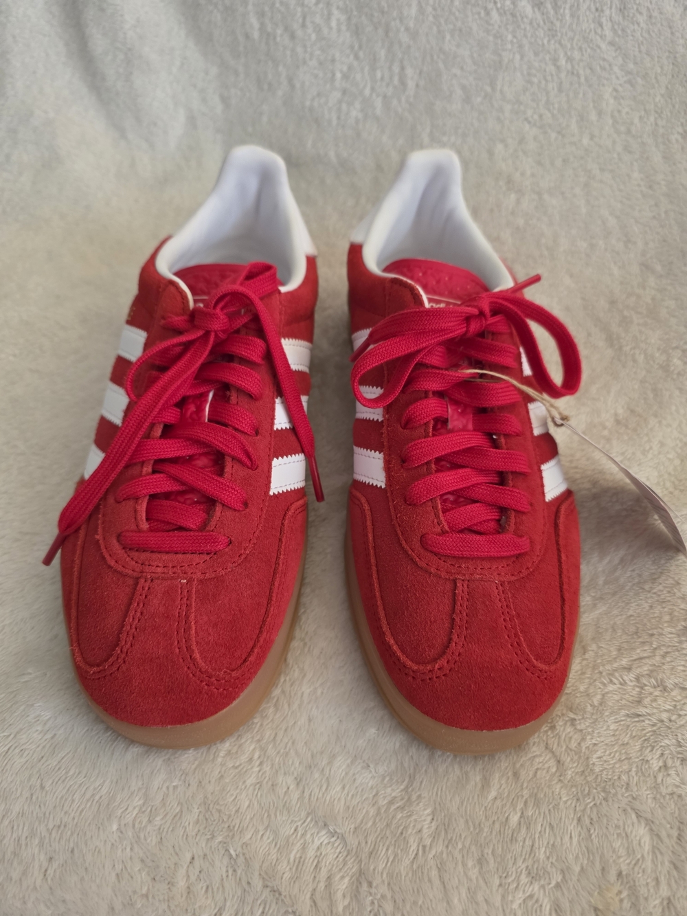 Adidas Gazelle Indoor, Better Scarlet/White/Gum, Mens 8, NiB w/tags & xtra laces